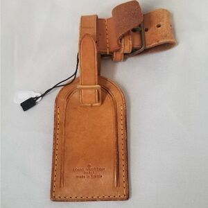 Authentic Louis Vuitton Tan Leather Name Tag and Poignant Set